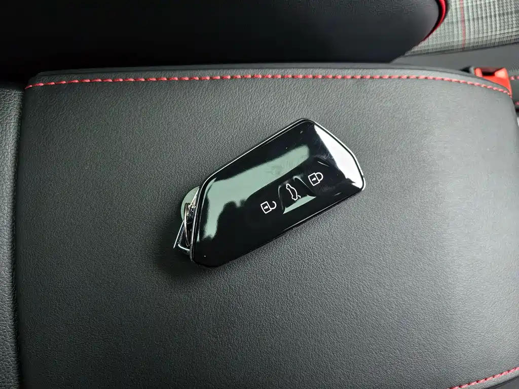 Volkswagen Golf GTI — миниатюра 4
