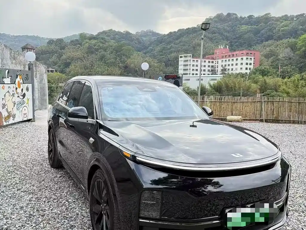 Li Auto IDEAL L8