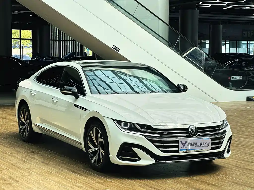 Volkswagen CC — миниатюра 3
