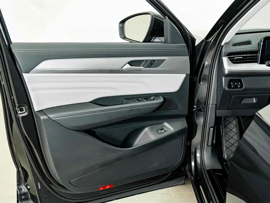 Volkswagen Tavendor — миниатюра 17