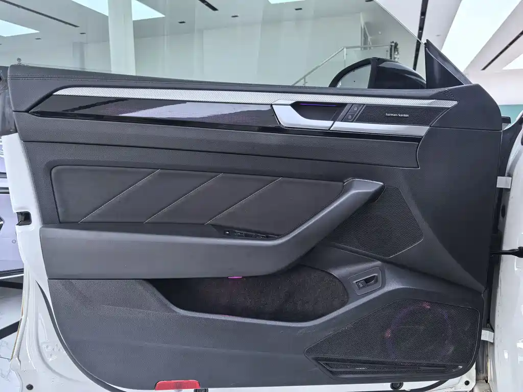 Volkswagen CC — миниатюра 4