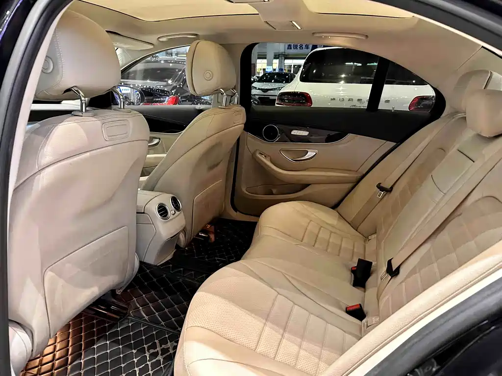 MERCEDES-BENZ C CLASS