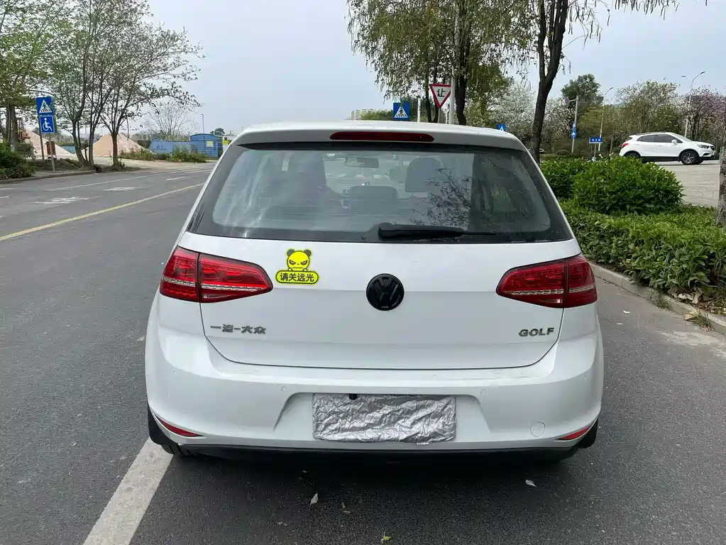 Volkswagen Golf — миниатюра 5