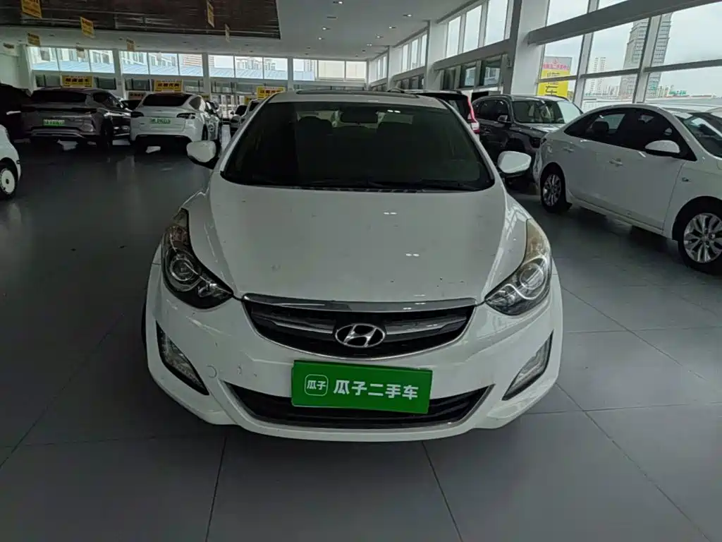 Hyundai Elantra Langdong — миниатюра 3