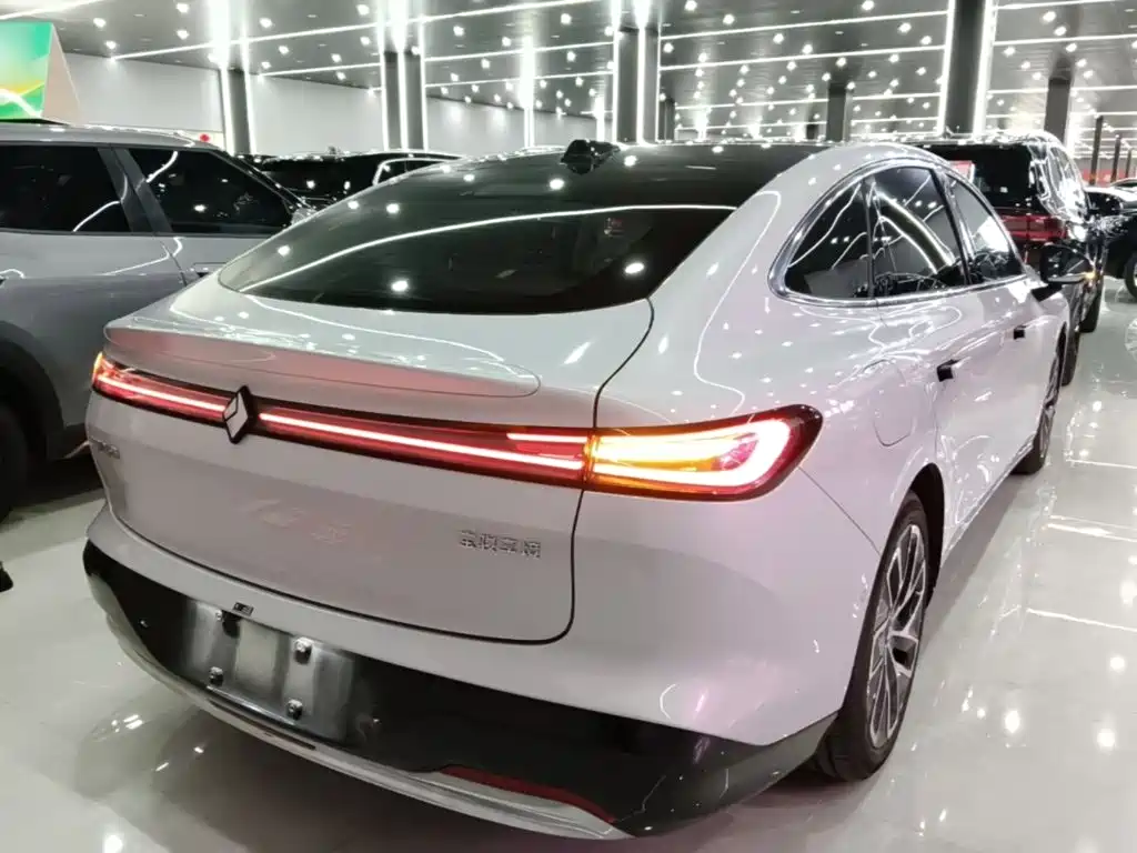 Baojun Xiangjing — миниатюра 6