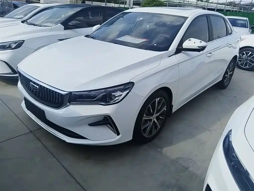 Geely Emgrand 2023 4 Champion 1.5L CVT Luxury