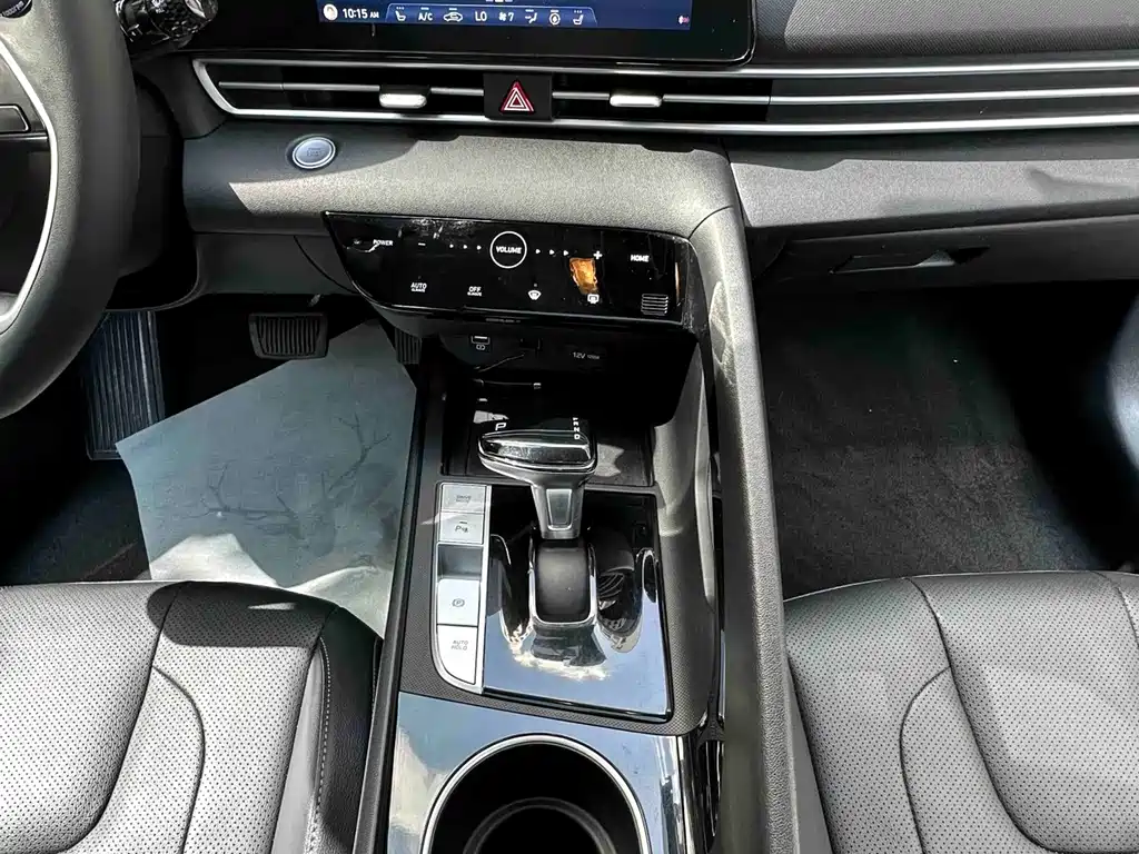 Hyundai Elantra — миниатюра 25