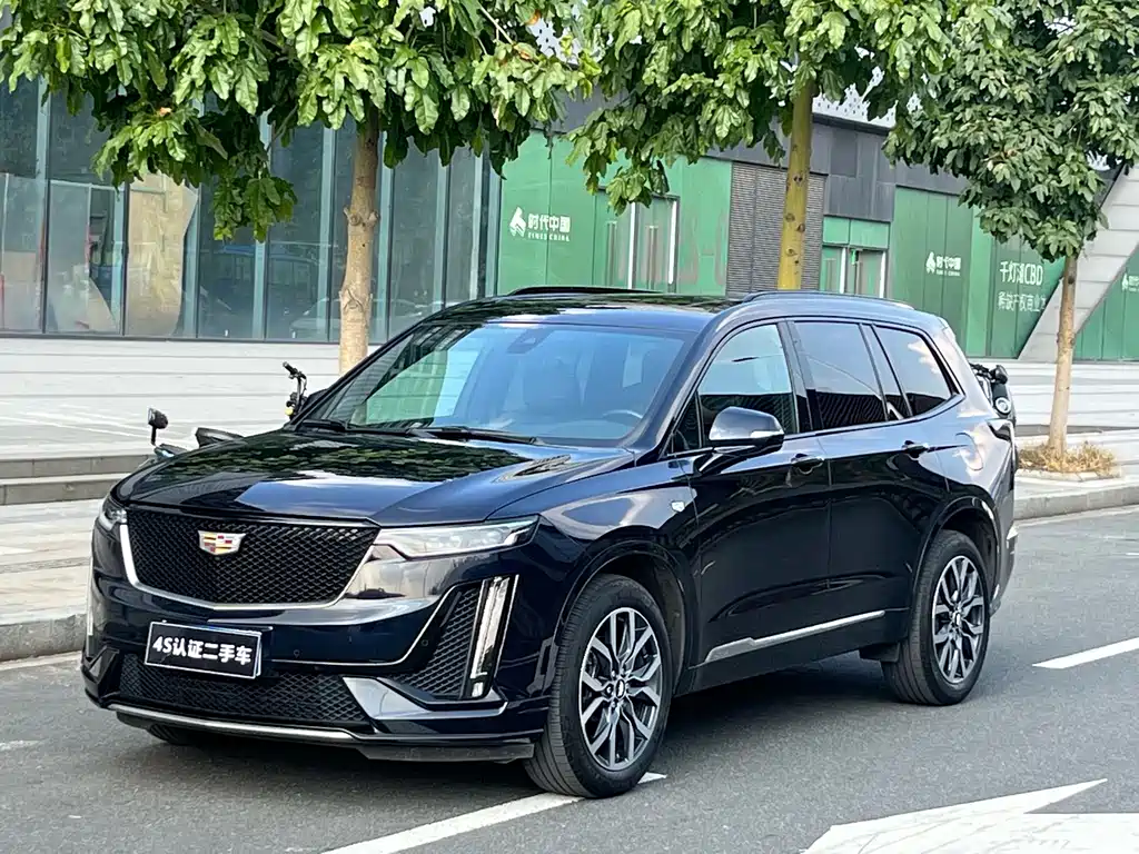 Cadillac XT6