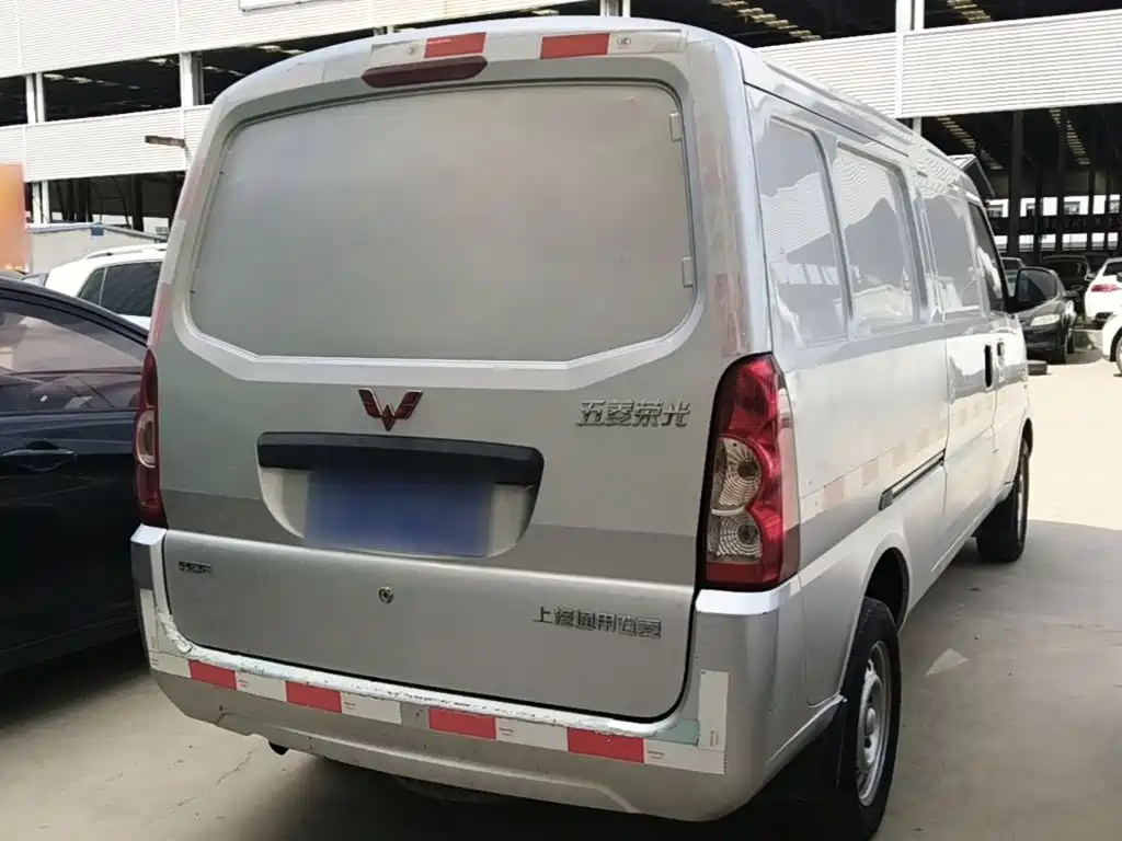 Wuling Rongguang — миниатюра 7