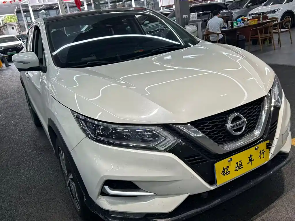 Nissan Qashqai — миниатюра 6