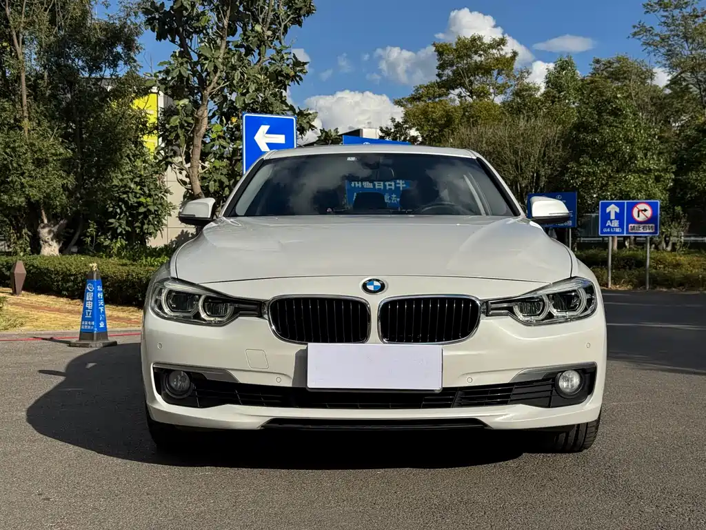 BMW 3 Series — миниатюра 2