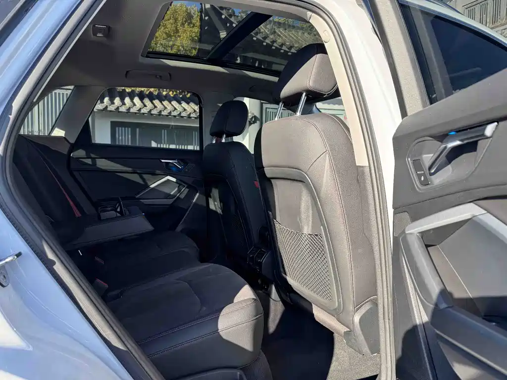 Audi Q3 — миниатюра 9
