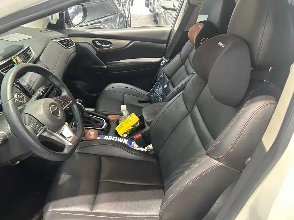 Nissan Qashqai — миниатюра 9