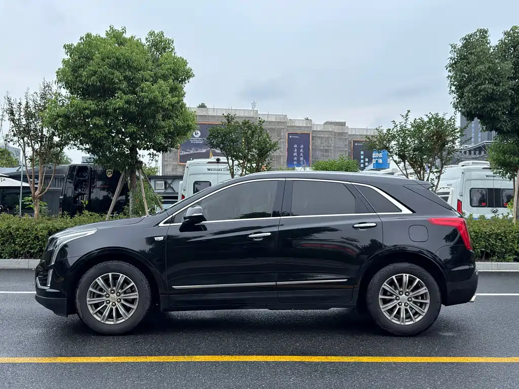 Cadillac XT5 — миниатюра 4