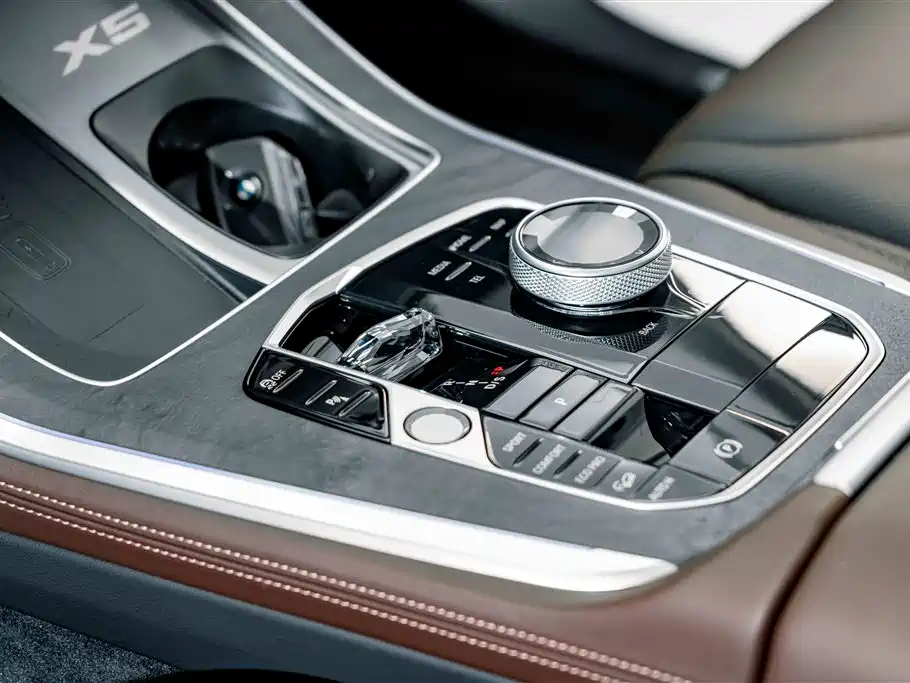 BMW X5 — миниатюра 17