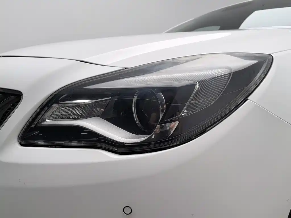 Buick Regal — миниатюра 7