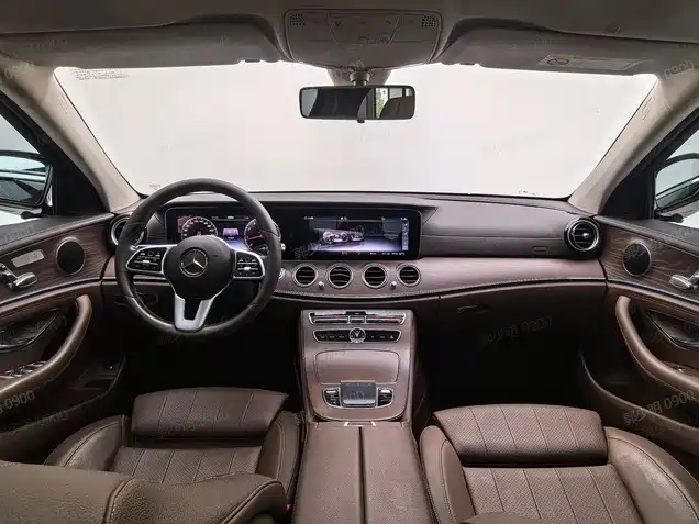 Mercedes-Benz E-Class — миниатюра 6