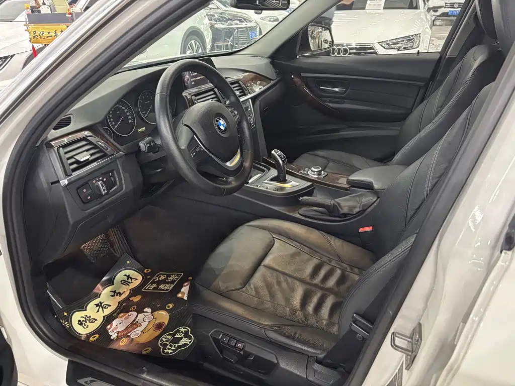 BMW 3 Series — миниатюра 4