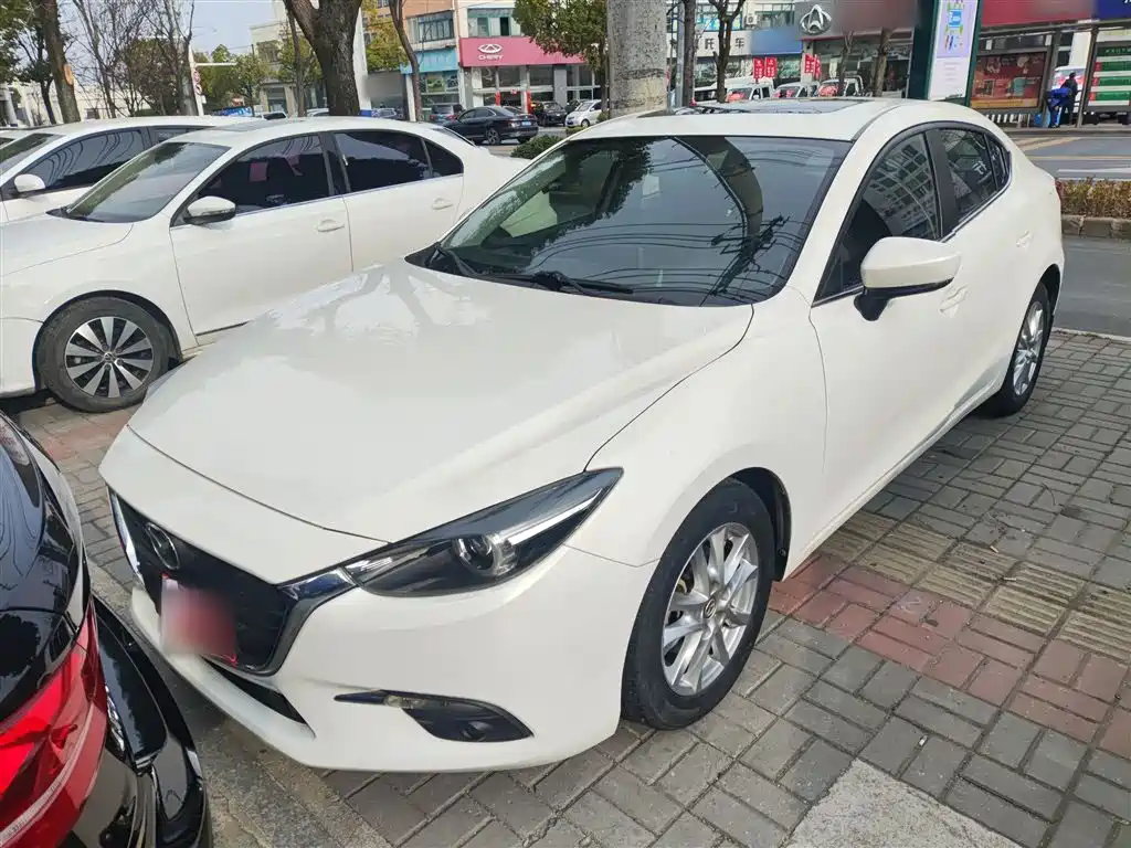 Mazda 3 Axela 2019