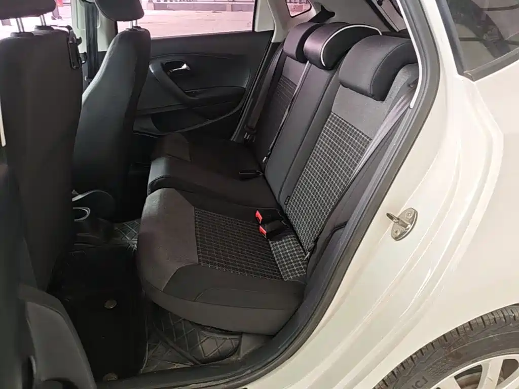 Volkswagen Polo — миниатюра 17