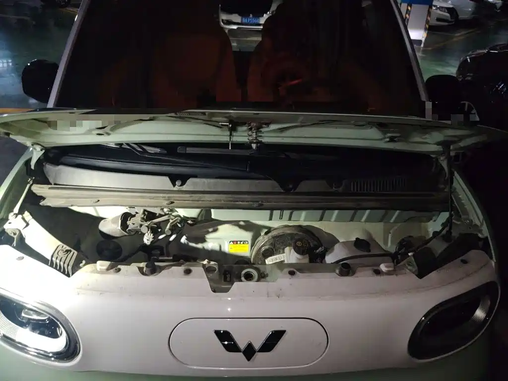 Wuling MINIEV — миниатюра 11