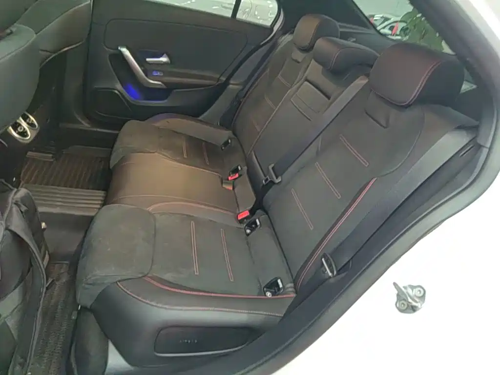 Mercedes-Benz A-Class — миниатюра 17