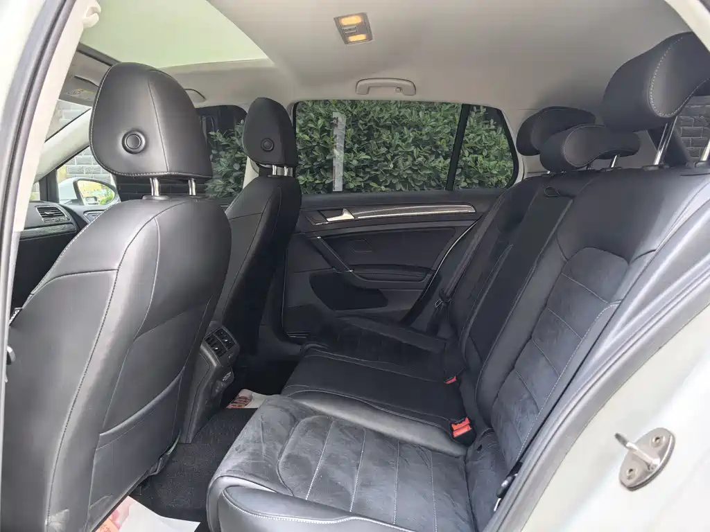 Volkswagen Golf 2020 280TSI DSG Luxury