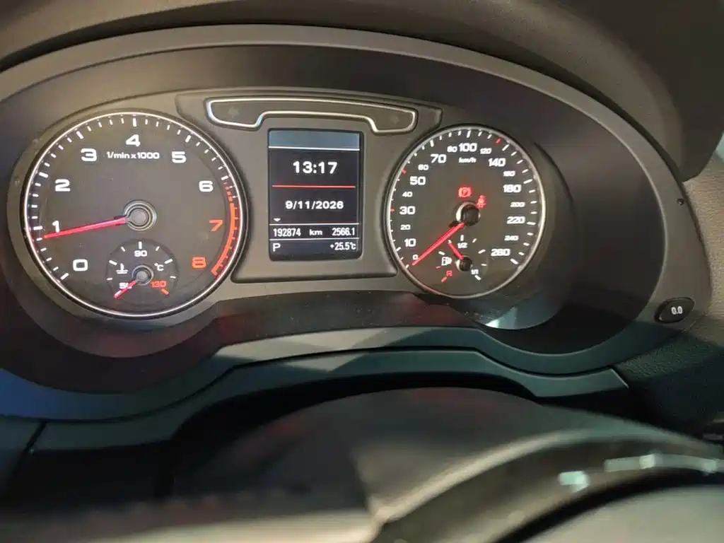 Audi Q3 — миниатюра 12
