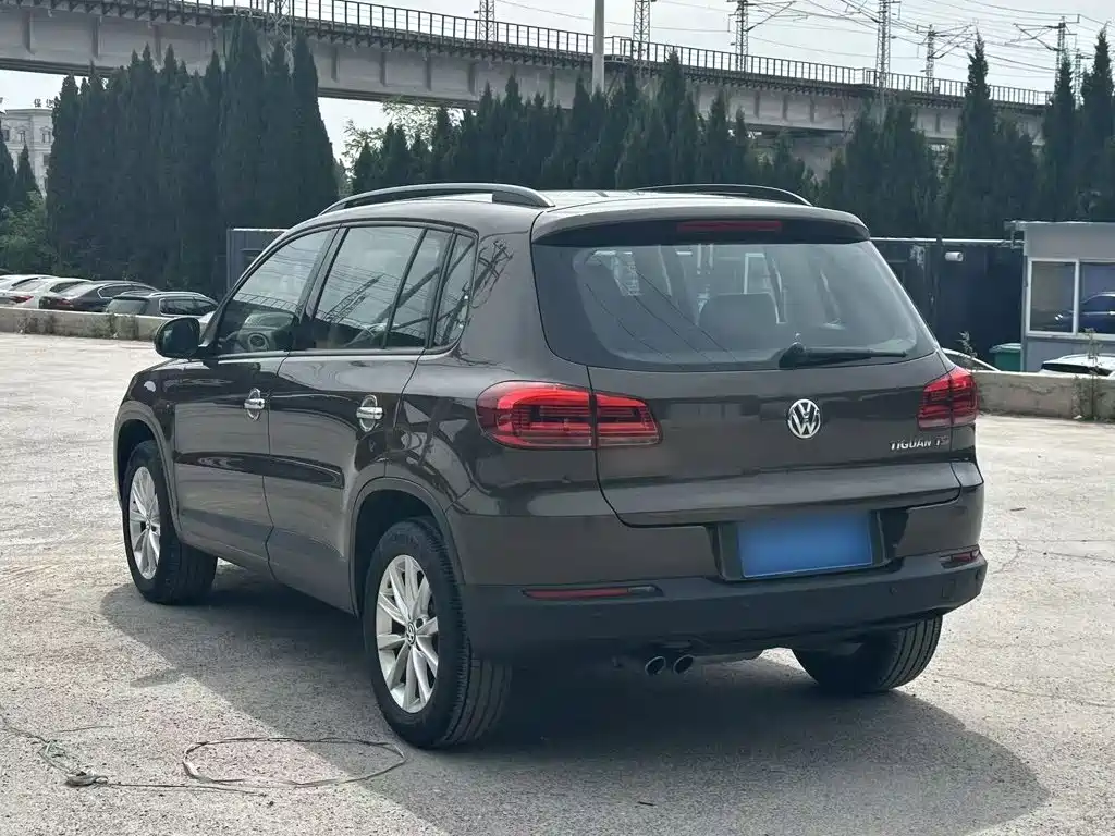 Volkswagen Tiguan — миниатюра 5