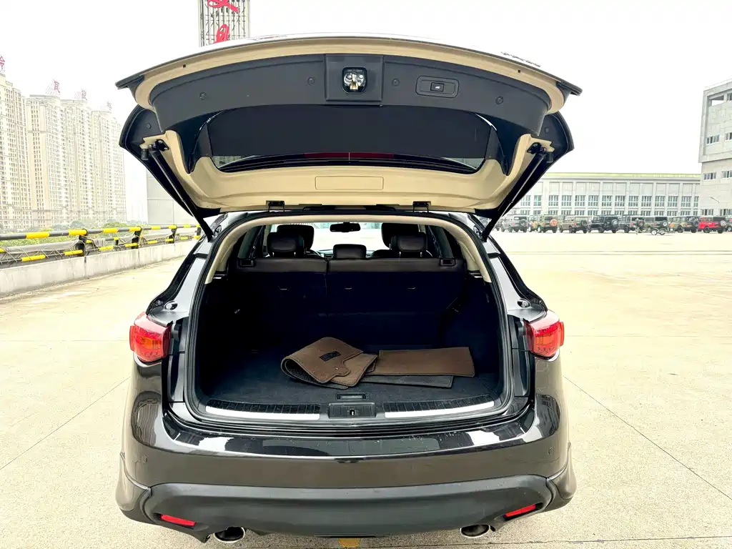 Infiniti FX FX35 Beyond Edition, фото 18