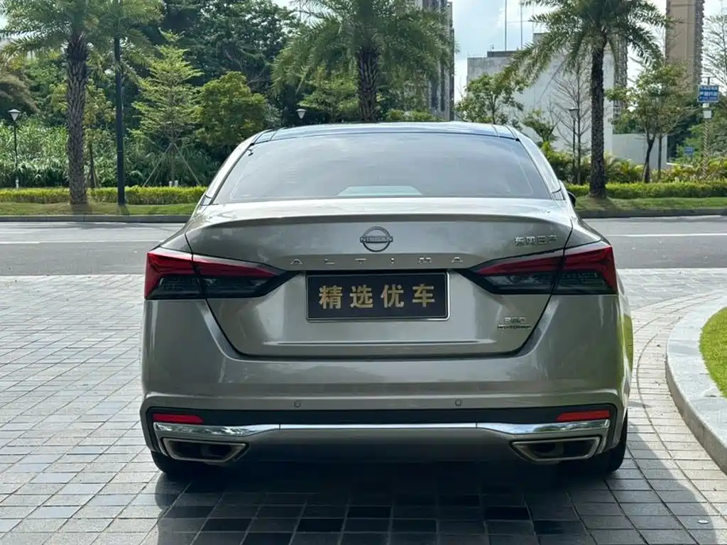 Nissan Teana — миниатюра 7