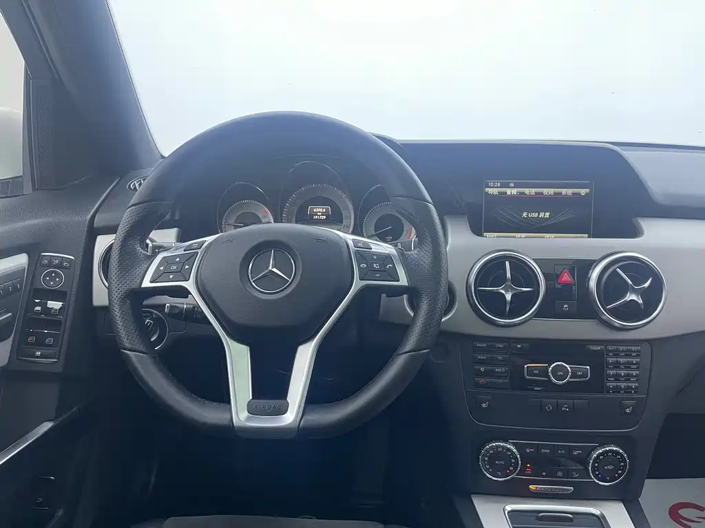 Mercedes-Benz GLK-Class — миниатюра 13