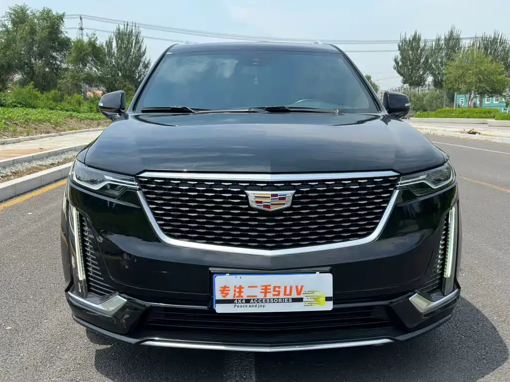 Cadillac XT6