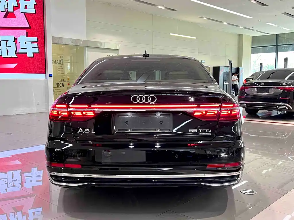 Audi A8 — миниатюра 10