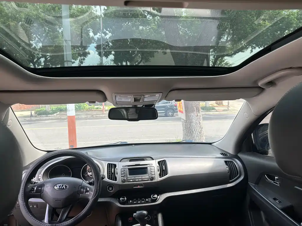 Kia Sportage — миниатюра 12