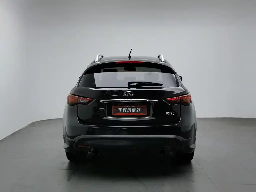 Infiniti FX — миниатюра 4