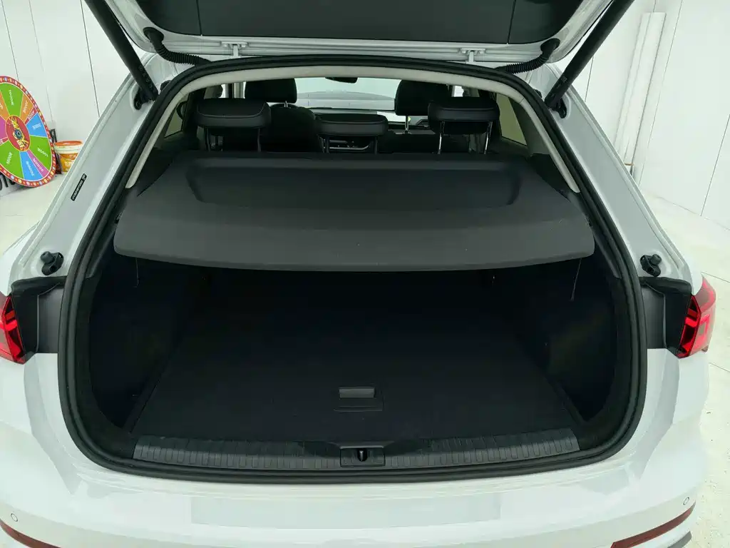Audi Q3 — миниатюра 13