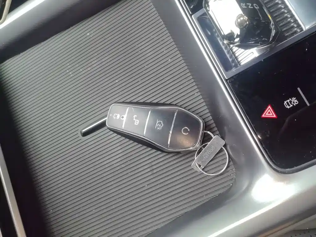 BYD Seal 07 DM-i — миниатюра 9