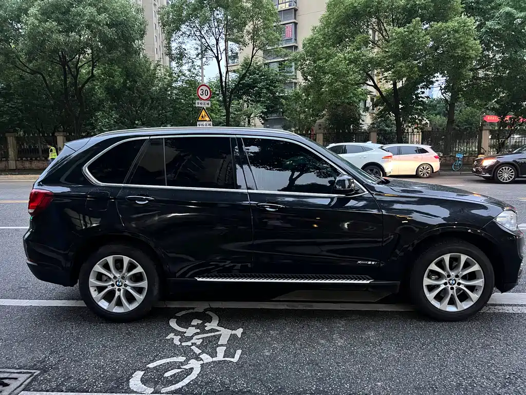 BMW X5 2017 xDrive28i