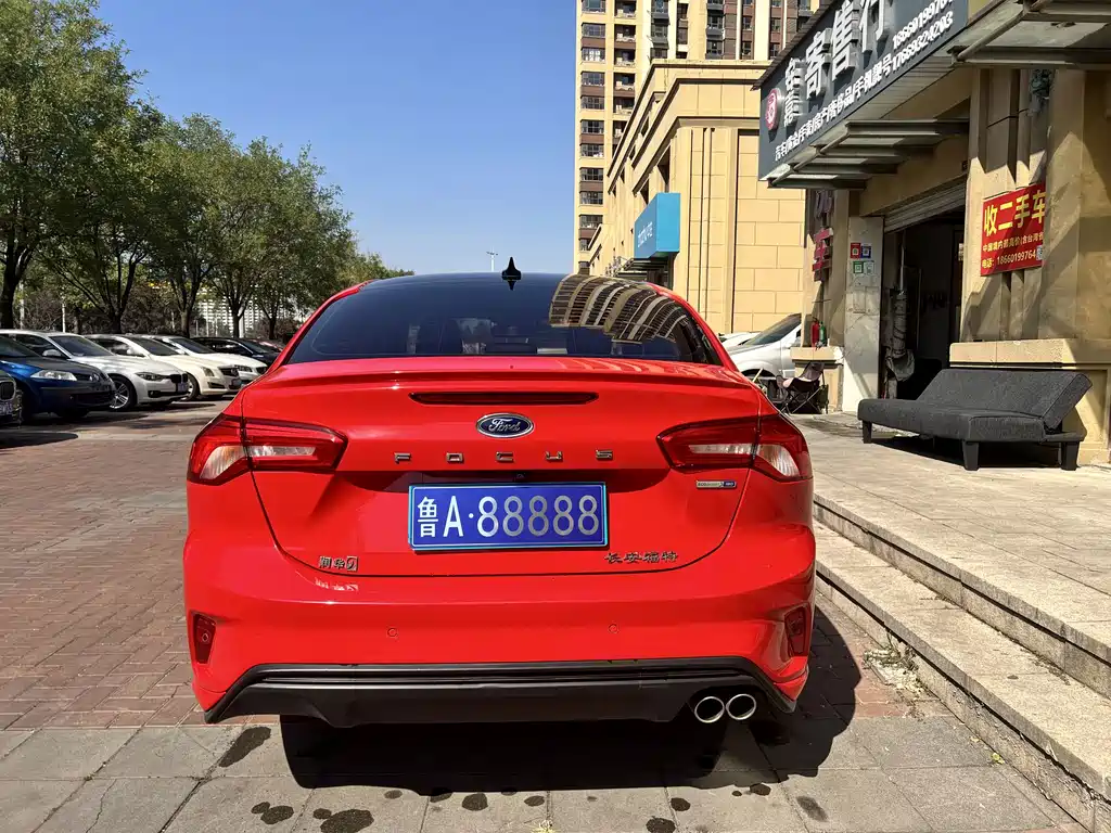 Ford Focus — миниатюра 5