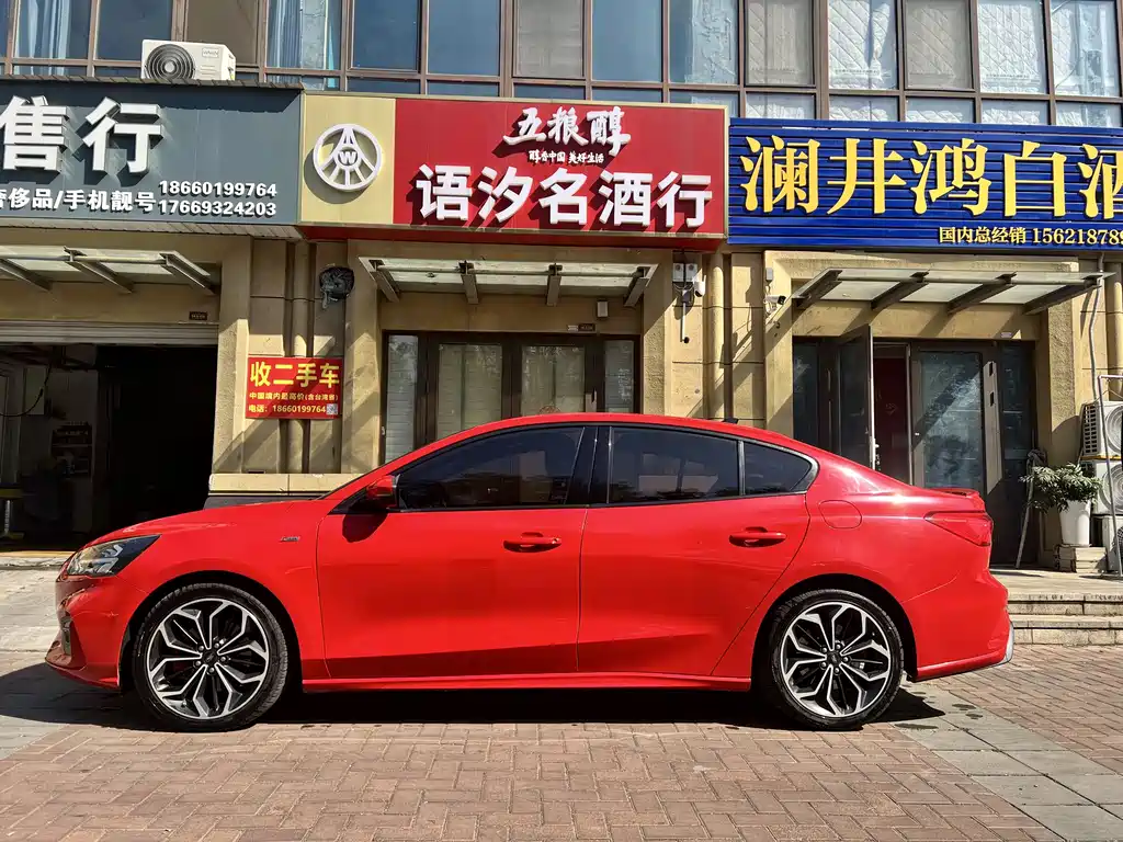 Ford Focus — миниатюра 3