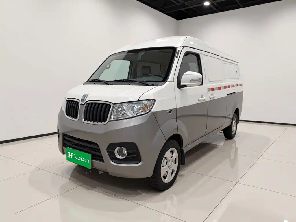 Jinbei Hiace X30L — миниатюра 2