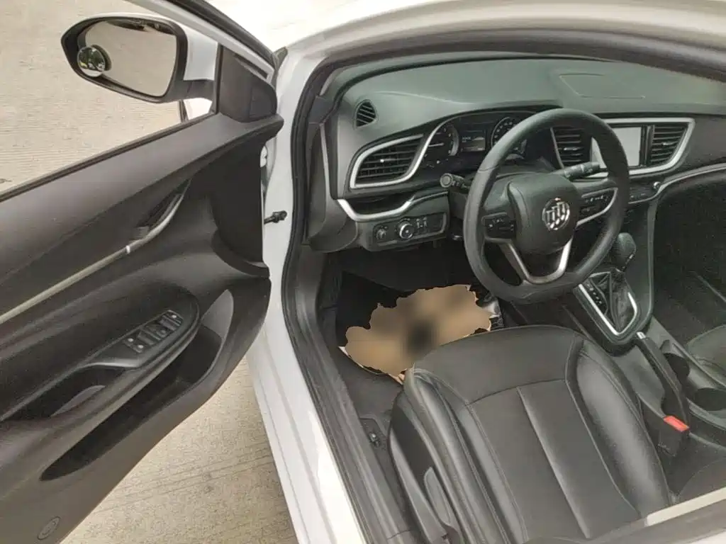 Buick Excelle — миниатюра 16