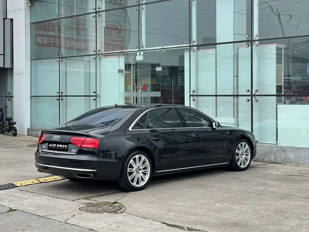 Audi A8 — миниатюра 4