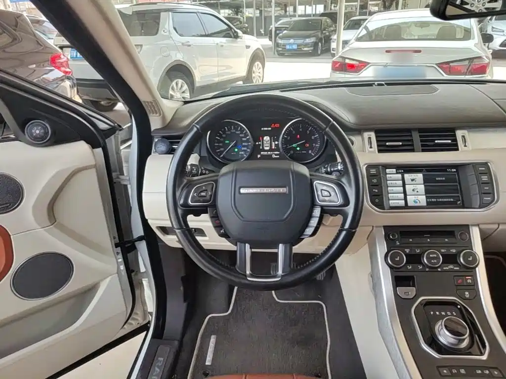 Land Rover Evoque — миниатюра 11