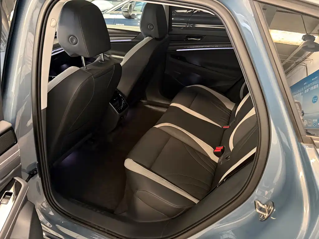 Volkswagen ID.7 VIZZION — миниатюра 5