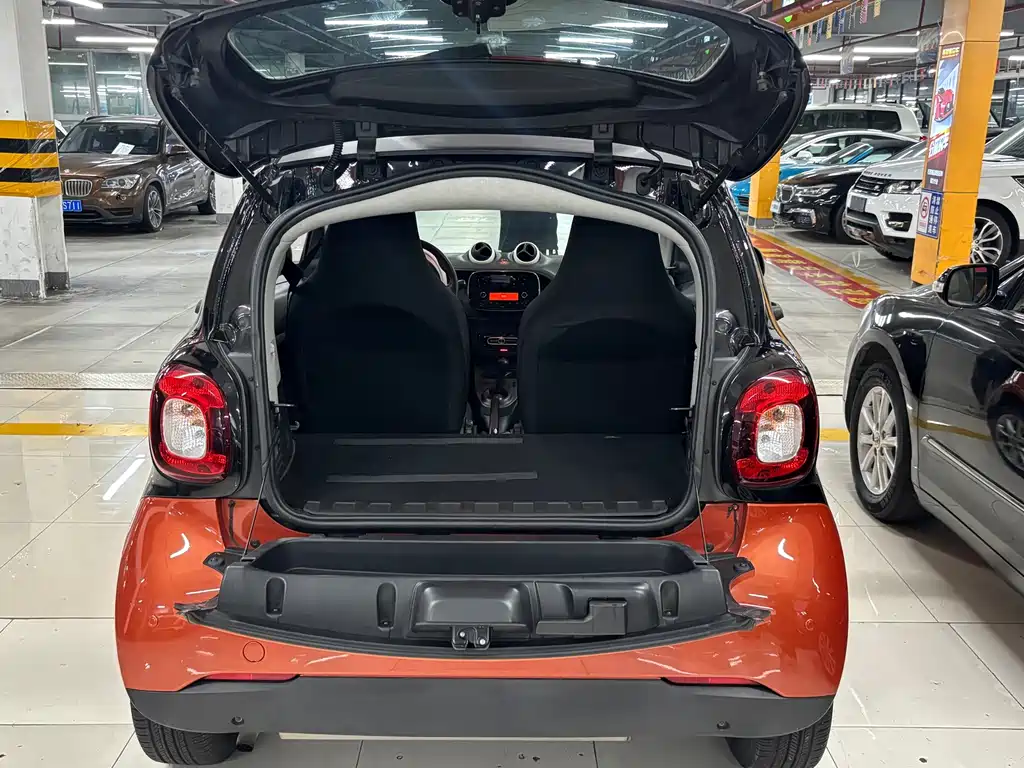 smart Smart Fortwo — миниатюра 4