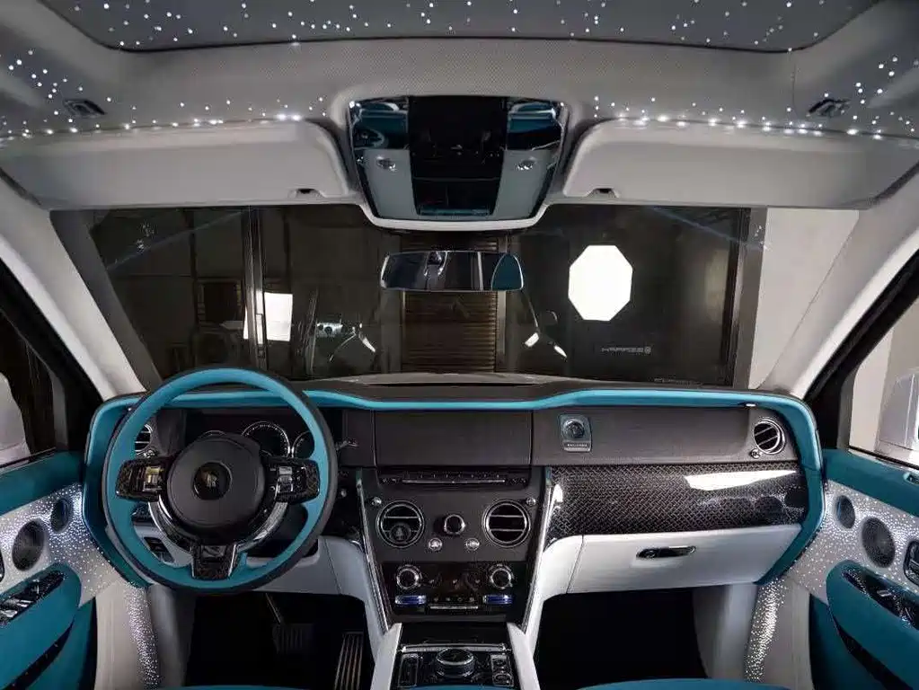 Rolls-Royce Cullinan 5-seat Edition, фото 16