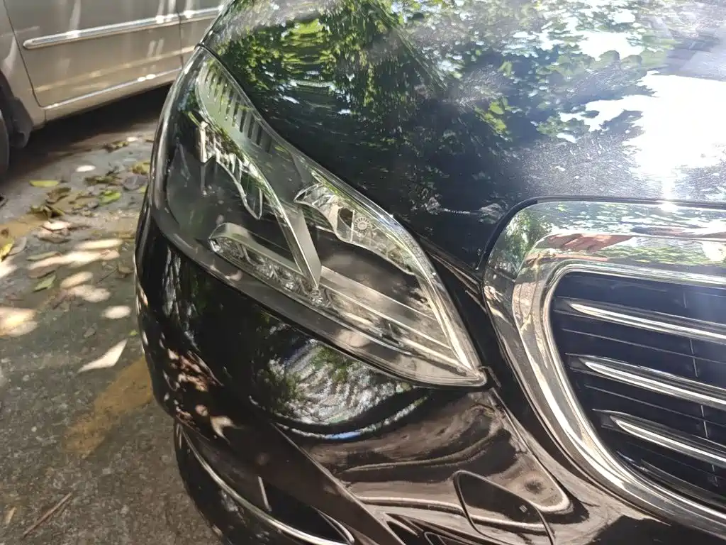 Mercedes-Benz E-Class — миниатюра 7