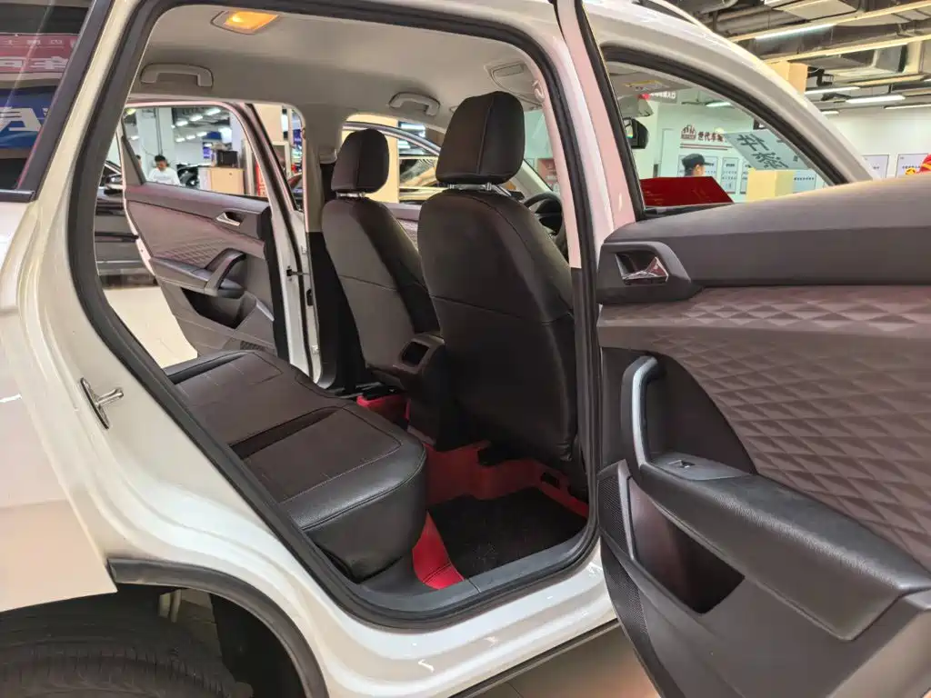 Volkswagen Tharu — миниатюра 8